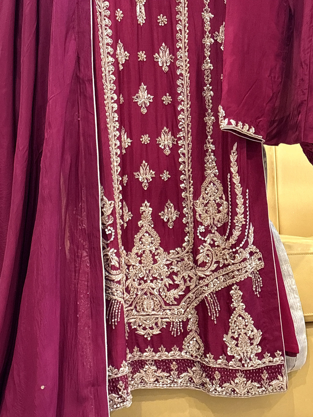 ✨ Luxury Handcrafted Maroon Formal 3-Piece Suit ✨