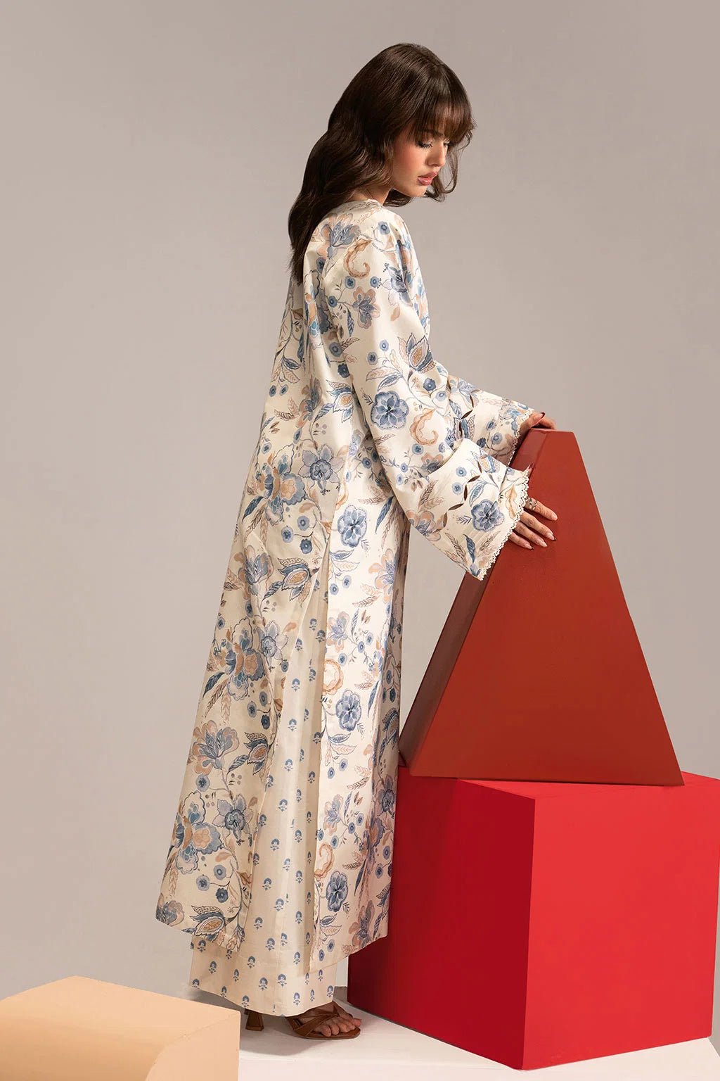 2-Piece Off White Floral Outfit In Lawn Fabric