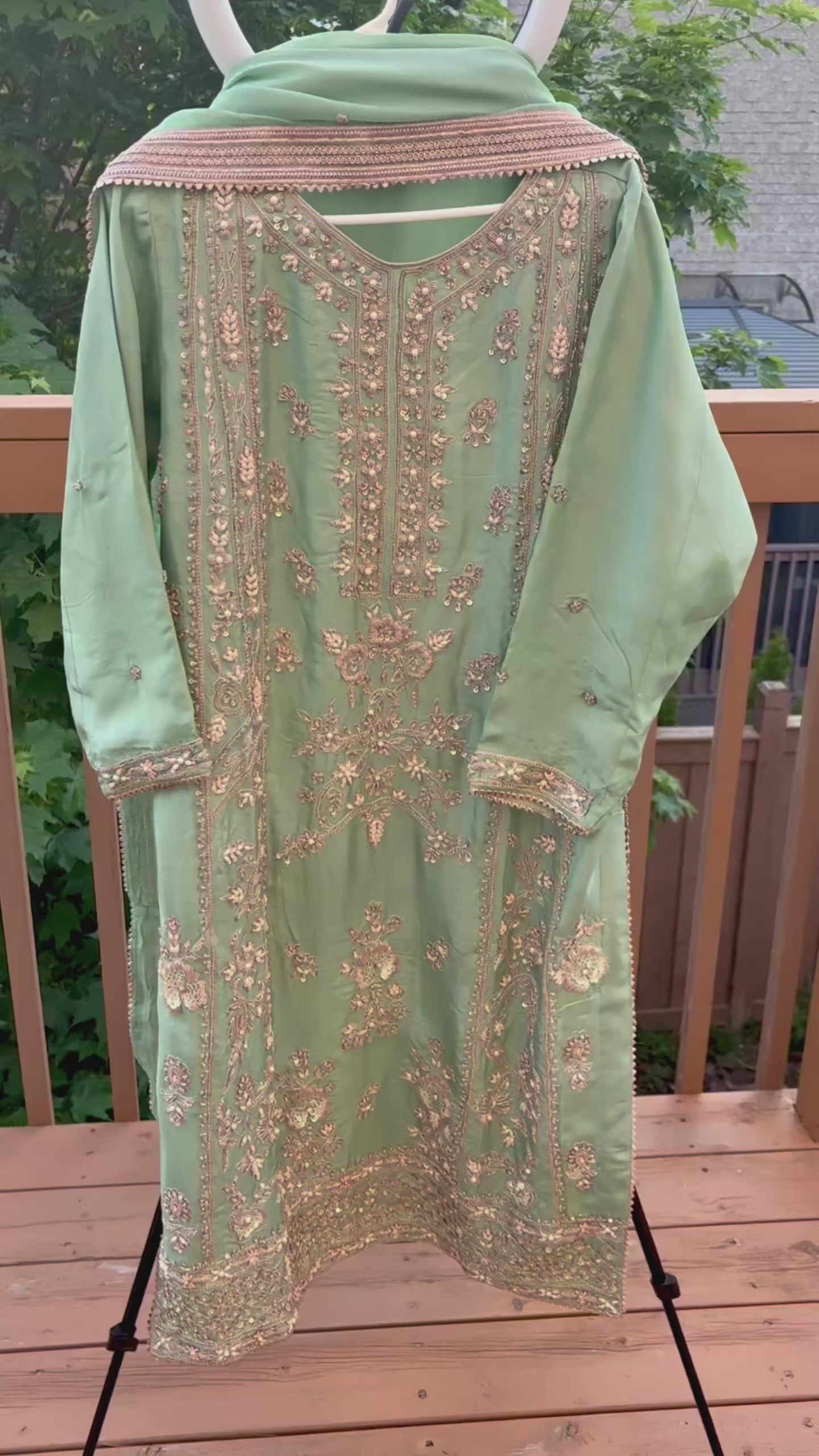 Luxury Handcrafted Mint Green Formal Suit